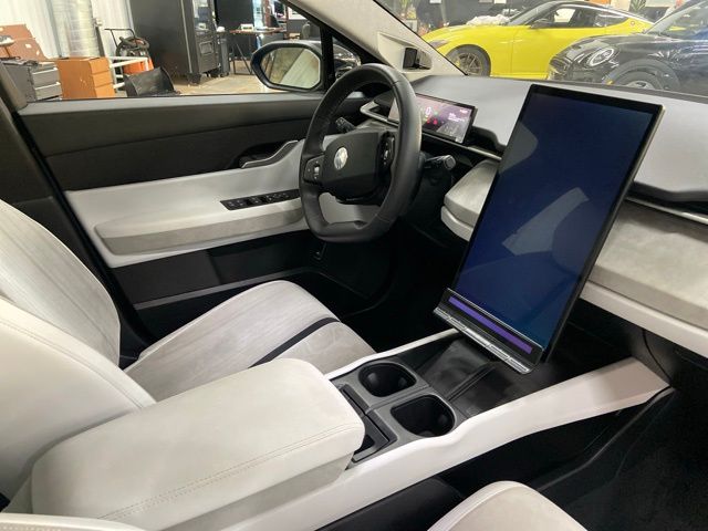 2023 Fisker Ocean thumbnail 45