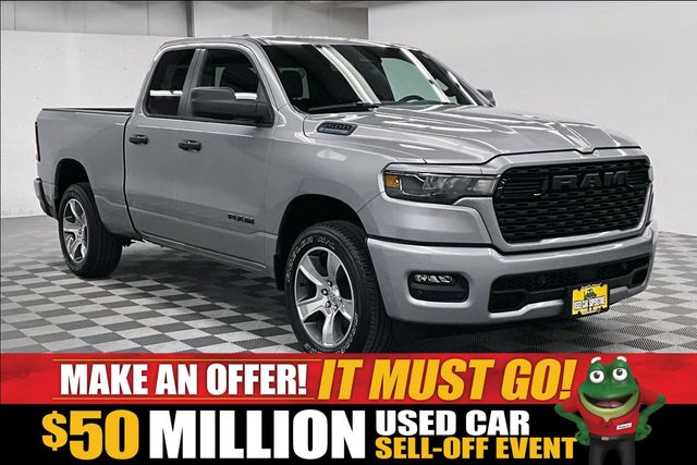Billet Silver Metallic Clearcoat 2025 RAM 1500 Pickup Truck Four-Wheel Drive 8-Speed Automatic