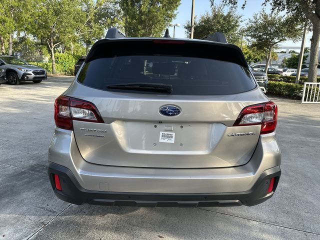 2019 Subaru Outback - $17,777