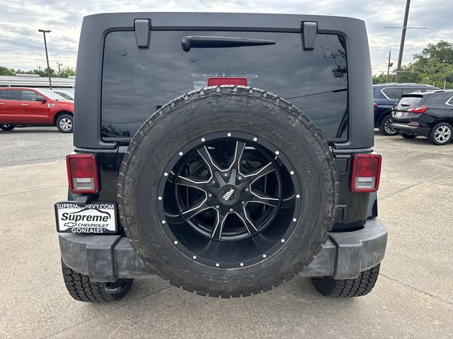 2014 Jeep Wrangler Unlimited Rubicon - 4