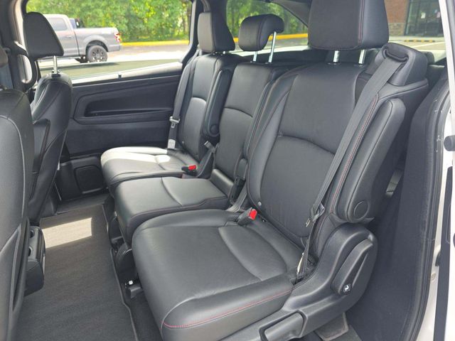 Used 2025 Honda Odyssey Van