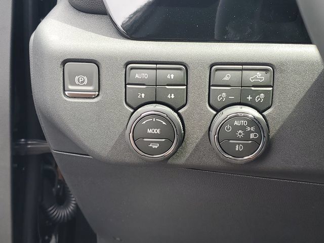 2026 Chevrolet Silverado 2500 Crew Cab 4WD Pickup for sale #TF371579 - photo 7