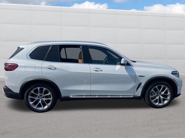 2023 BMW X5 xDrive45e 9