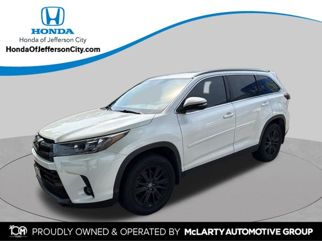 White (Blizzard Pearl) 2019 Toyota Highlander SUV / Crossover All-Wheel Drive 8-Speed Automatic