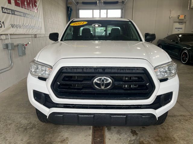2021 Toyota Tacoma SR photo
