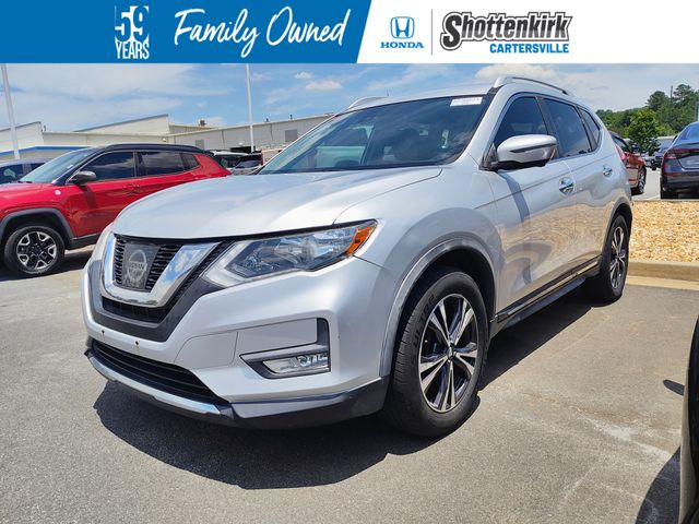 2017 Nissan Rogue SL FWD's photo