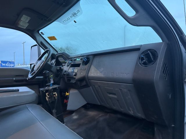 2022 Oxford White Ford F-750 Straight Frame Base RWD Truck