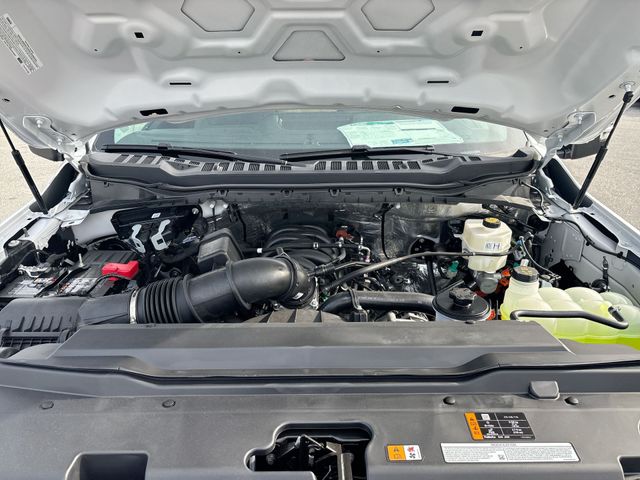 New 2026 Oxford White Ford F-450® XL image 11