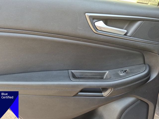 Used 2022 Gray Ford SE image 28