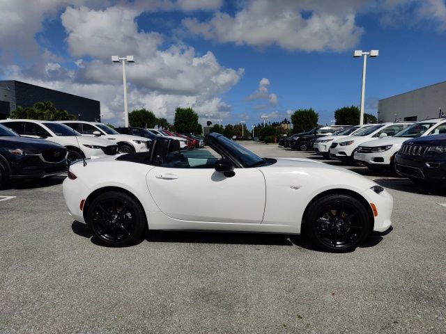 2021 Mazda MX-5 Miata Club 7