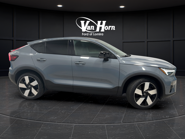 Used 2023 Thunder Gray Metallic Volvo Ultimate image 8
