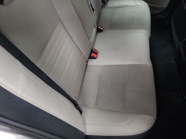 2016 – Toyota – Camry