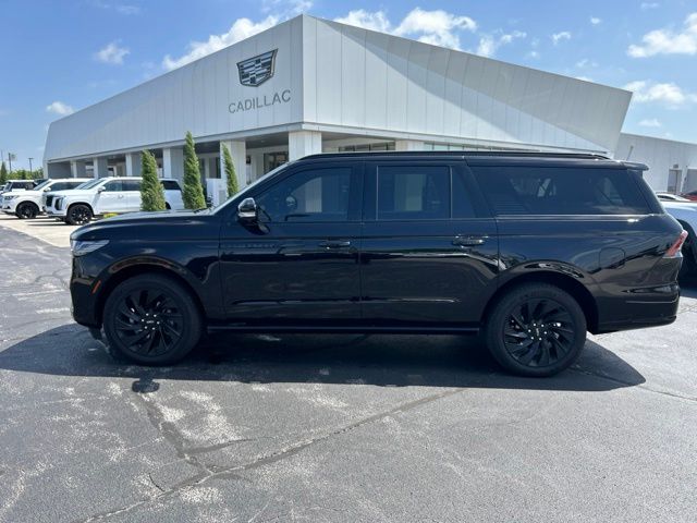 Black Metallic 2025 Lincoln Navigator SUV / Crossover Four-Wheel Drive Automatic