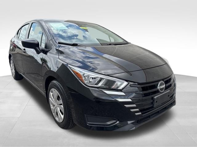 Super Black Metallic 2024 Nissan Versa S FWD Sedan Front-Wheel Drive Continuously Variable Transmission