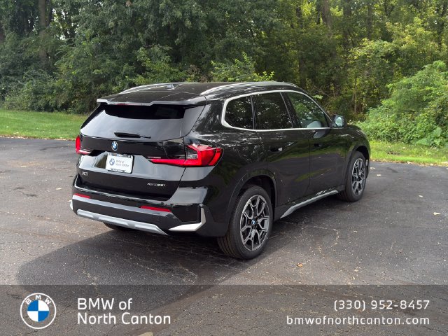 New 2027 Black BMW xDrive28i image 13