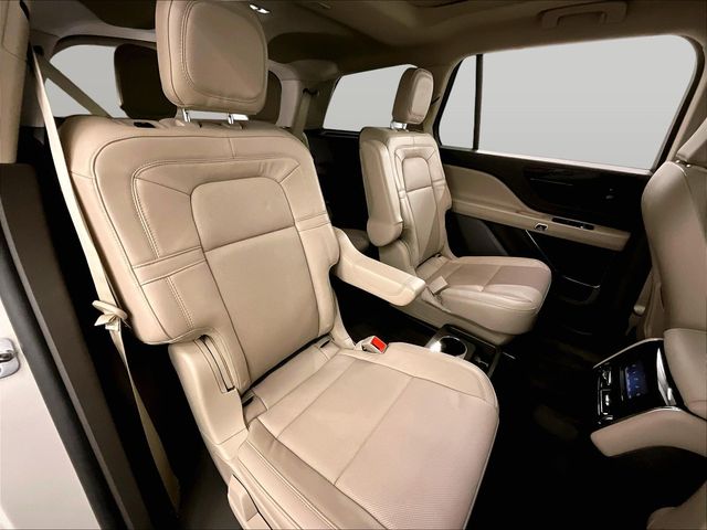 2023 Lincoln Aviator Reserve White at Phil Fitts Ford