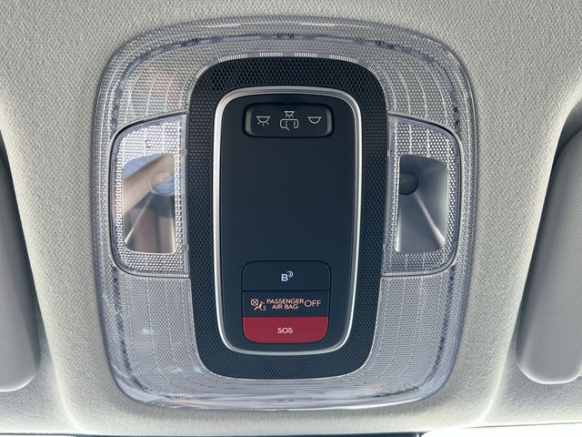 Used 2026 White Hyundai SEL Premium image 30