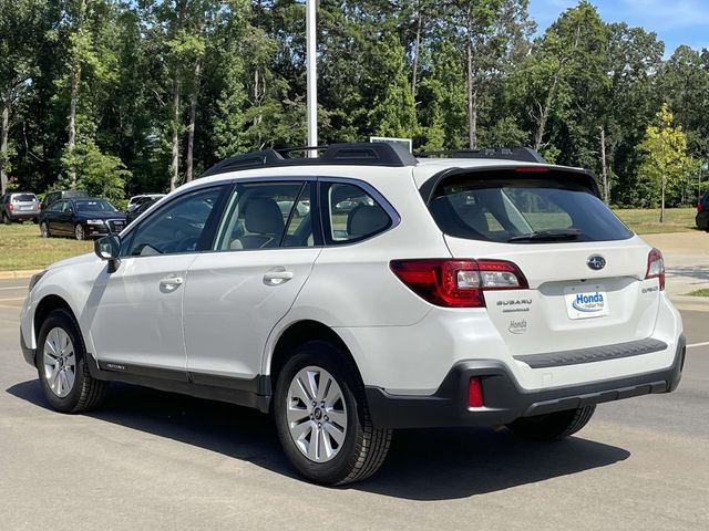 2018 Subaru Outback 2.5i 8