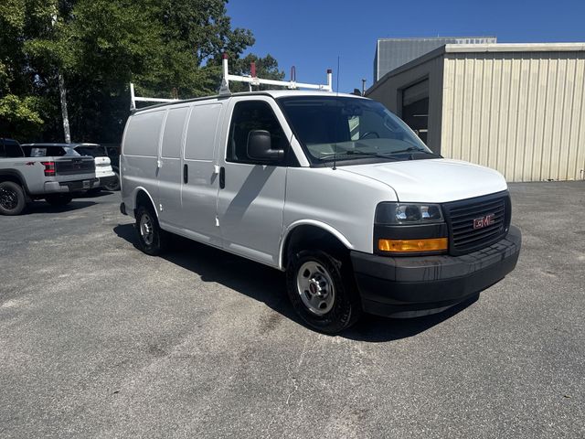 Used 2023 White GMC Work Van image 3