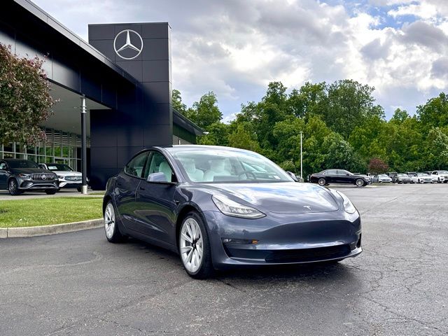 2021 Tesla Model 3 Long Range Dual Motor All-Wheel Drive's photo