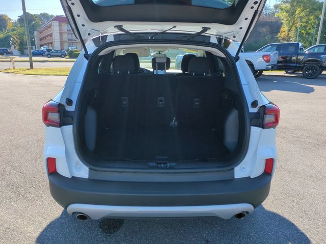 Used 2025 White Ford Active image 29