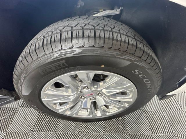 Used 2022 GMC Yukon XL SUV