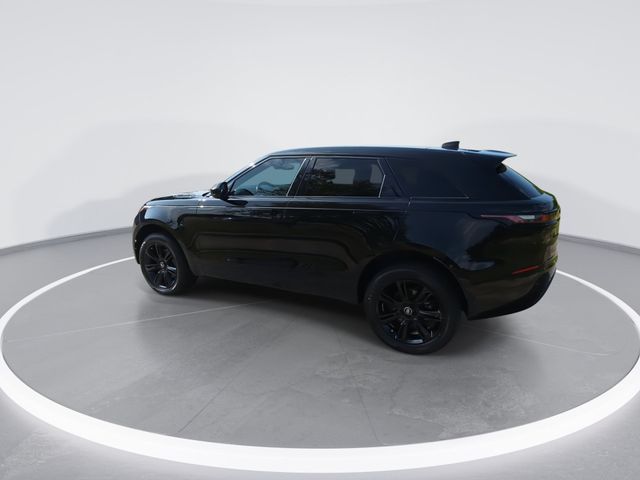 Used 2023 Santorini Black Land Rover R-Dynamic S image 6