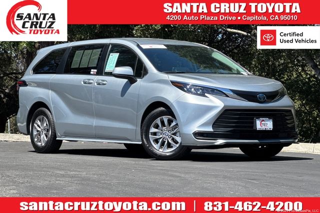 2024 Toyota Sienna LE 8-Passenger AWD