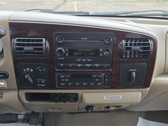 2005 Ford F-350 LARIAT