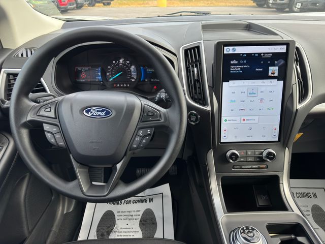 2024 Ford Edge SE 30