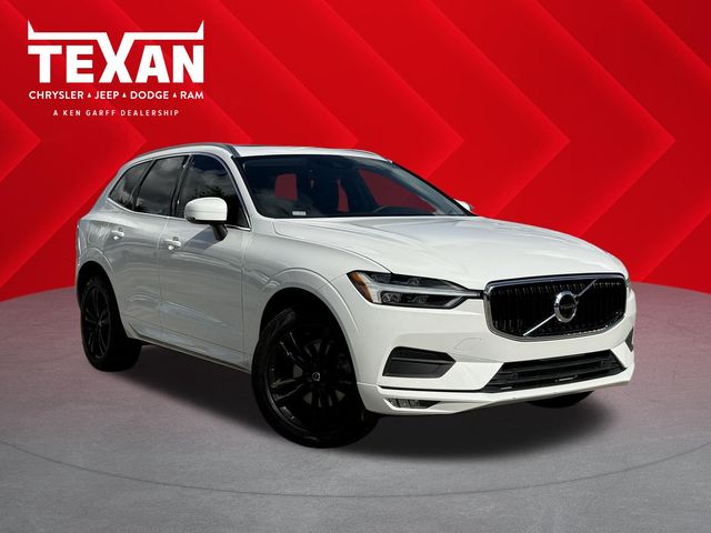 2021 Volvo XC60 T5 Momentum - 0