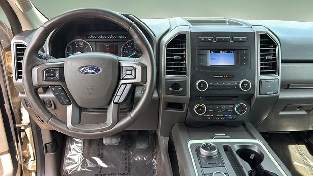 Used 2018 Gold Ford XLT image 10