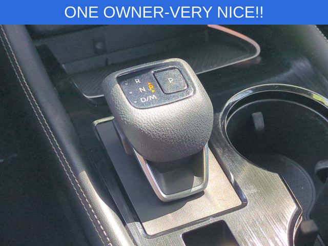 Used 2023 White Nissan Platinum image 28