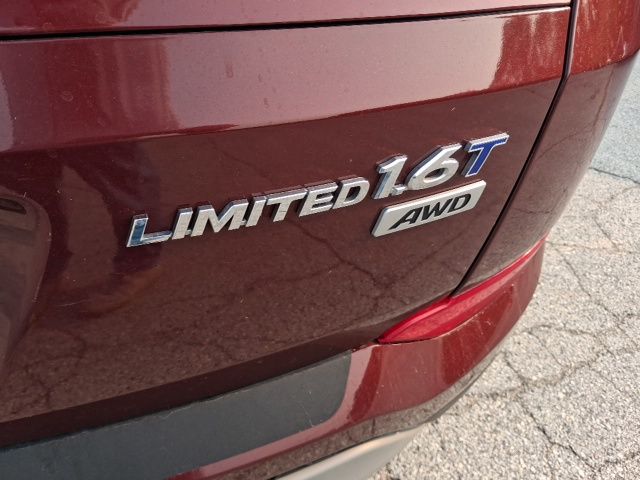 Used 2017 Red Hyundai Limited image 15