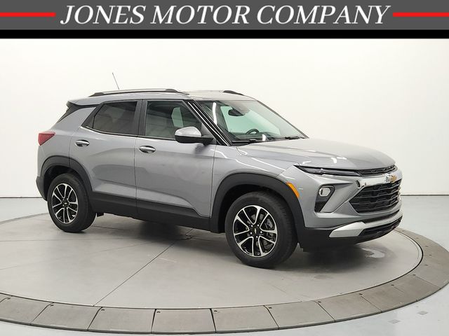 Sterling Gray Metallic 2026 Chevrolet Trailblazer SUV / Crossover Front-Wheel Drive Continuously Variable Transmission
