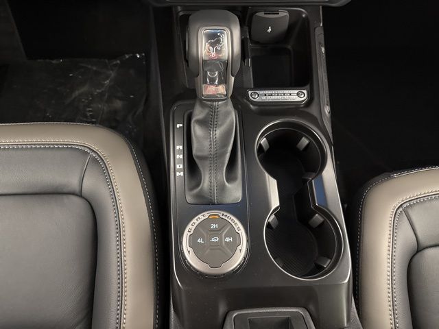 2025 Azure Gray Metallic Tri-Coat Ford Bronco Outer Banks 4X4 SUV