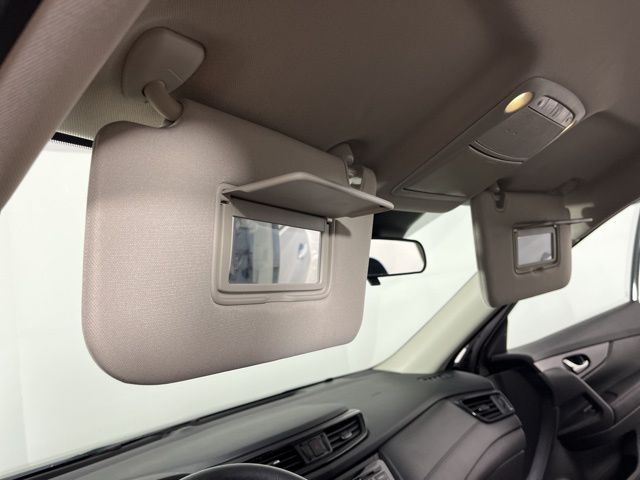 2019 Magnetic Black Pearl Nissan Rogue S FWD SUV