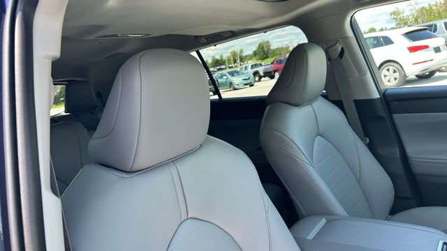 New 2026 Toyota Highlander SUV