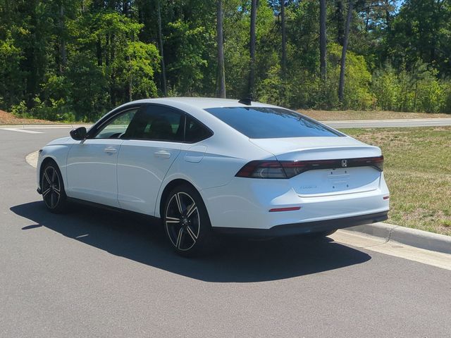 Used 2026 White Honda SE image 11