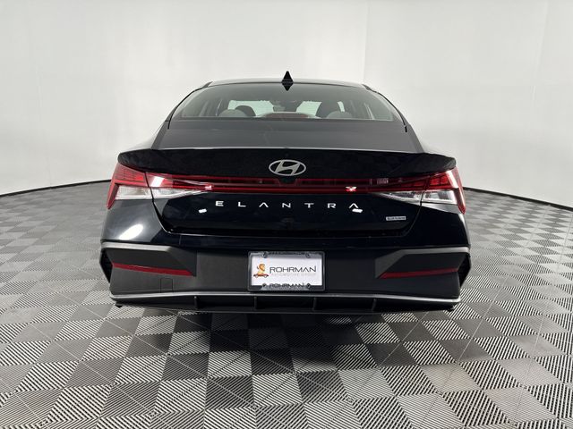 New 2025 Hyundai Elantra Hybrid For Sale in Indianapolis, IN