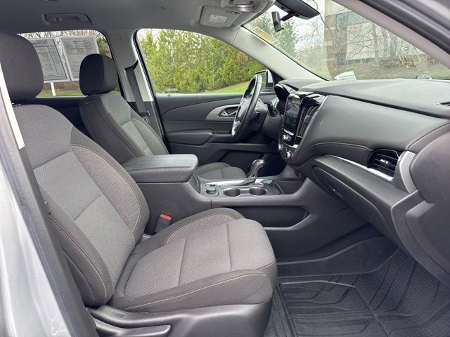 Used 2020 Chevrolet Traverse For Sale in Livonia, MI