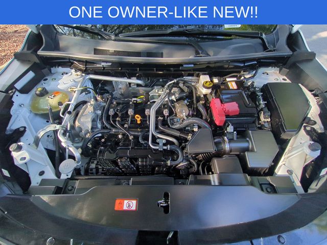 Used 2025 White Mitsubishi SEL image 40