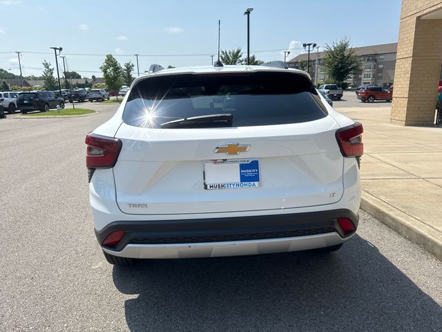 Used 2024 Chevrolet Trax SUV
