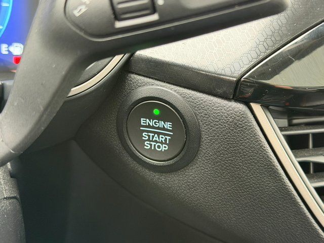 used 2022 Ford Escape car, priced at $24,977