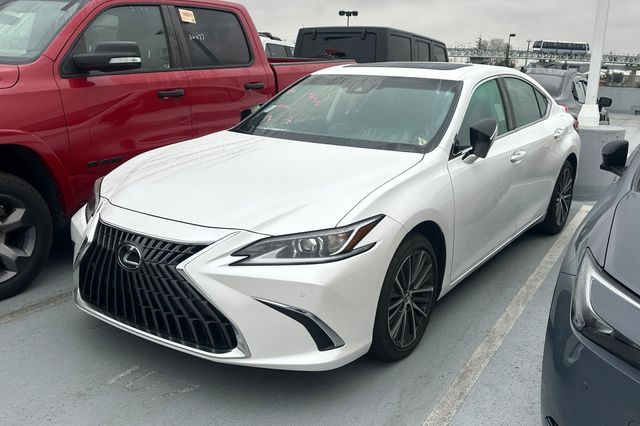 2025 Lexus ES Hybrid 300h FWD
