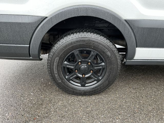 Used 2018 White Ford XLT image 19