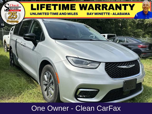 Silver Mist Clearcoat 2024 Chrysler Pacifica Hybrid Minivan Front-Wheel Drive Continuously Variable Transmission