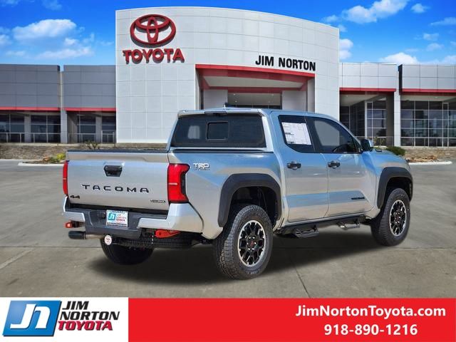 2025 Toyota Tacoma TRD photo 3