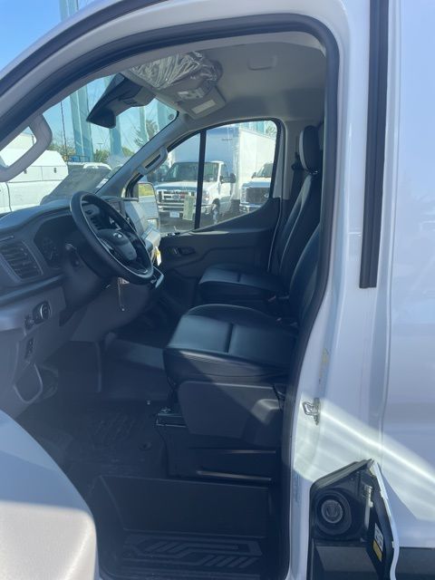 2025 Ford Transit 250