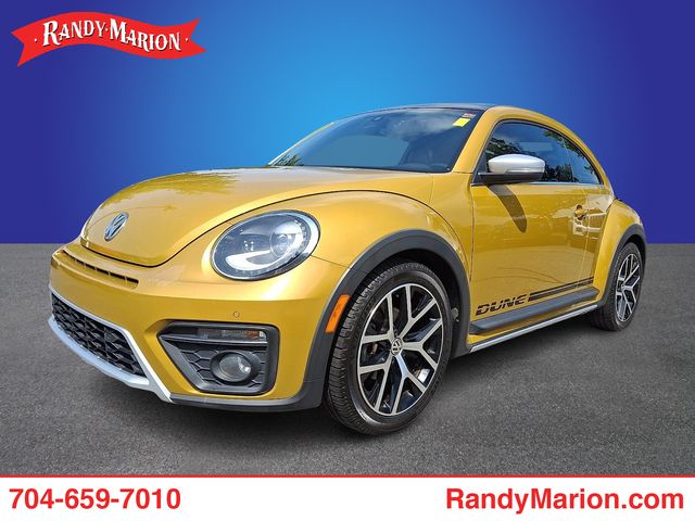 Sandstorm Yellow Metallic 2016 Volkswagen Beetle Hatchback Front-Wheel Drive 6-Speed Automatic